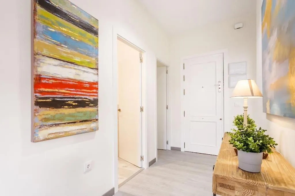 Holi-Rent Harinas Apartment Seville 0*,