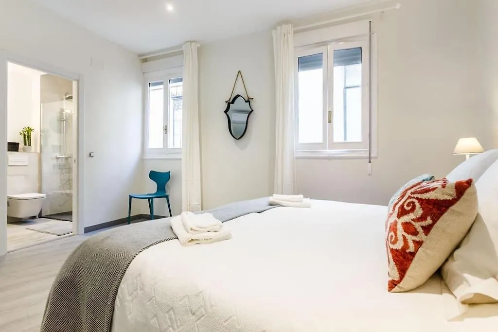 Holi-Rent Harinas Apartment Seville